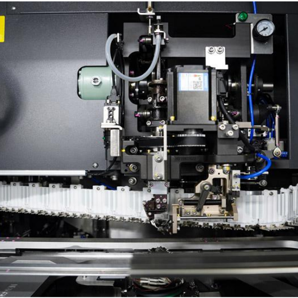I.C.T-R131 | THT Radial Insertion Machine