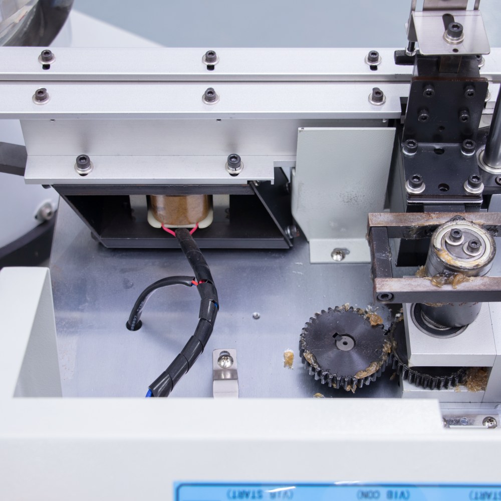 I.C.T | Automatic Component Lead Cutting Machine